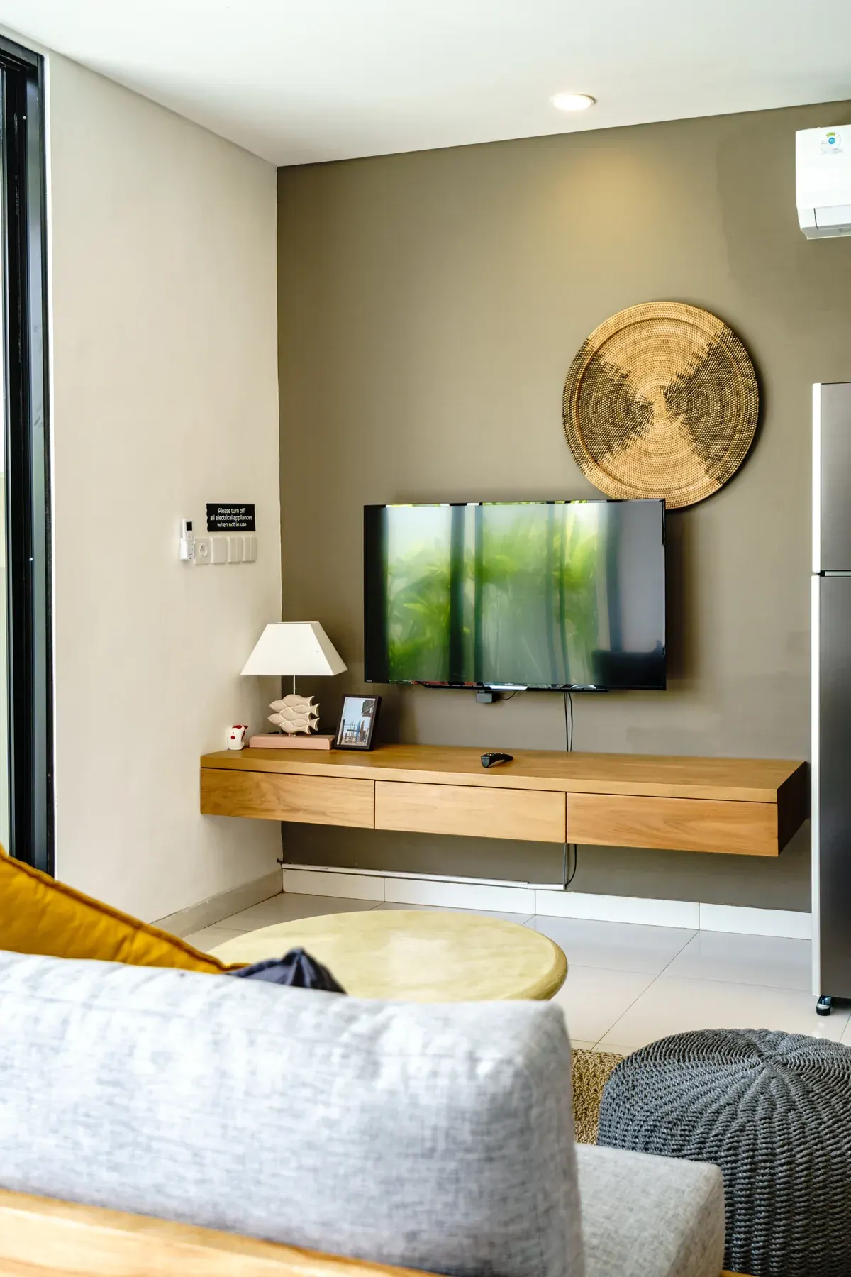 Villa Oasis — Living room